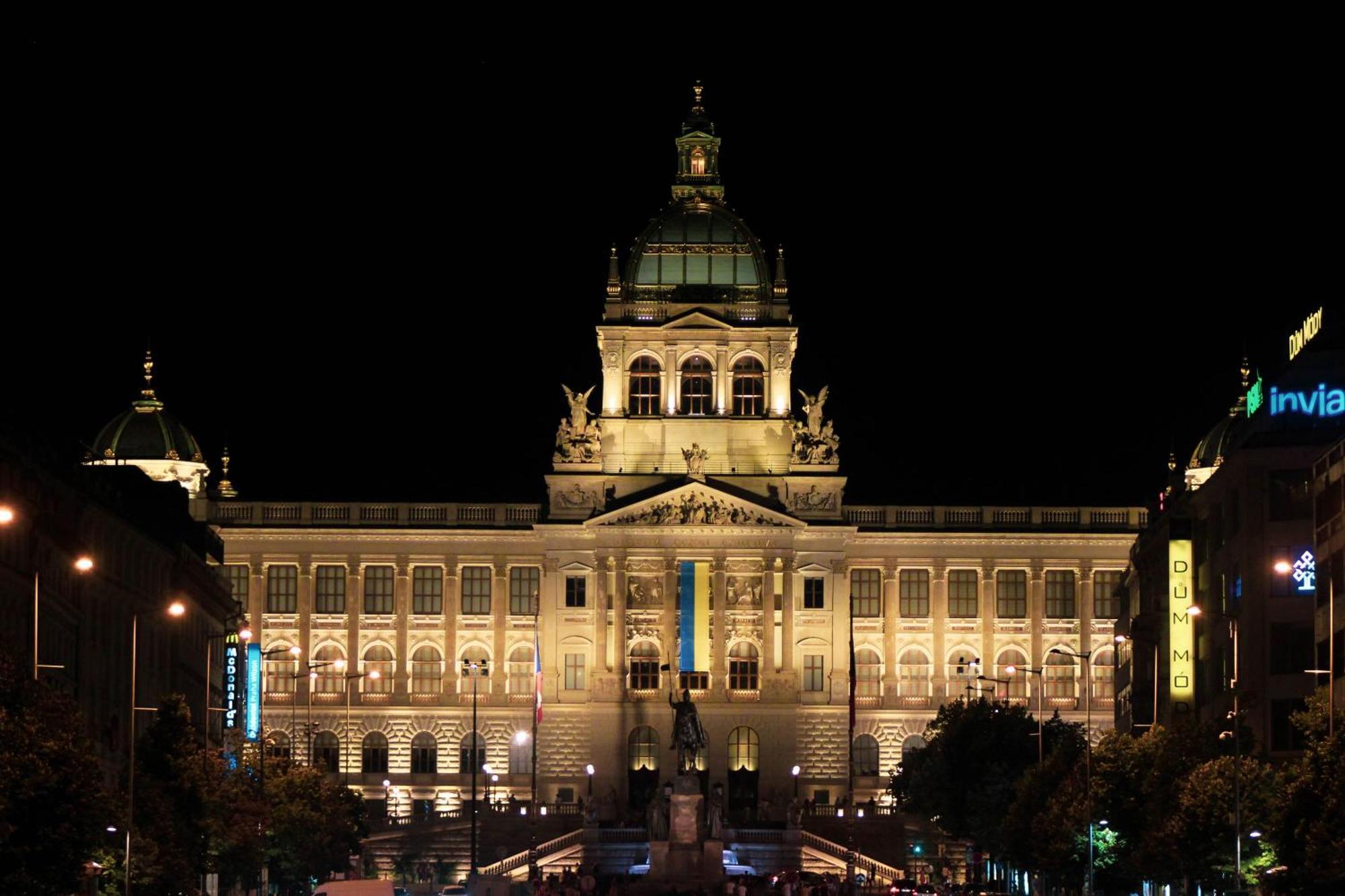 Cozy Homestay At Prague Main Station Exterior foto